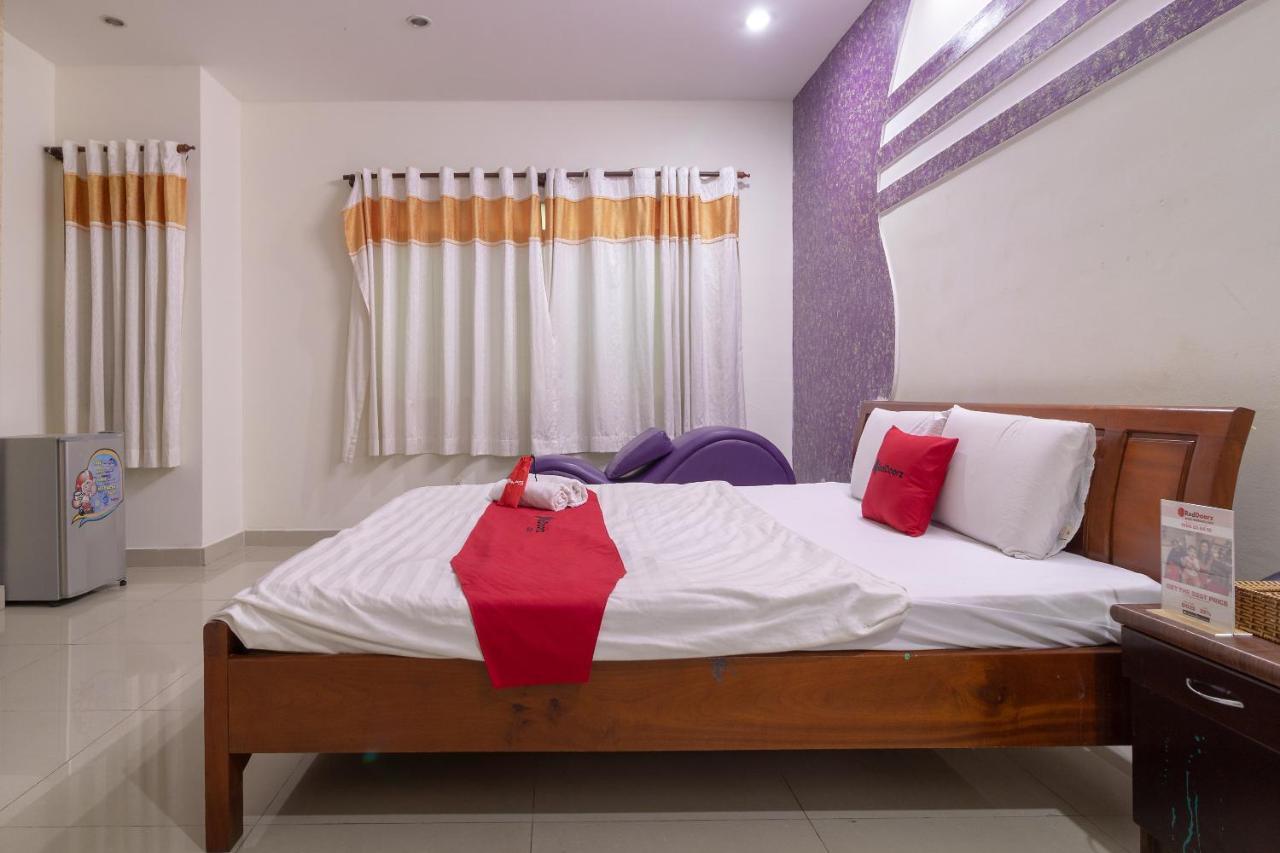 Reddoorz Near Tan Huong Market 2 Ho Chi Minh City Exterior photo