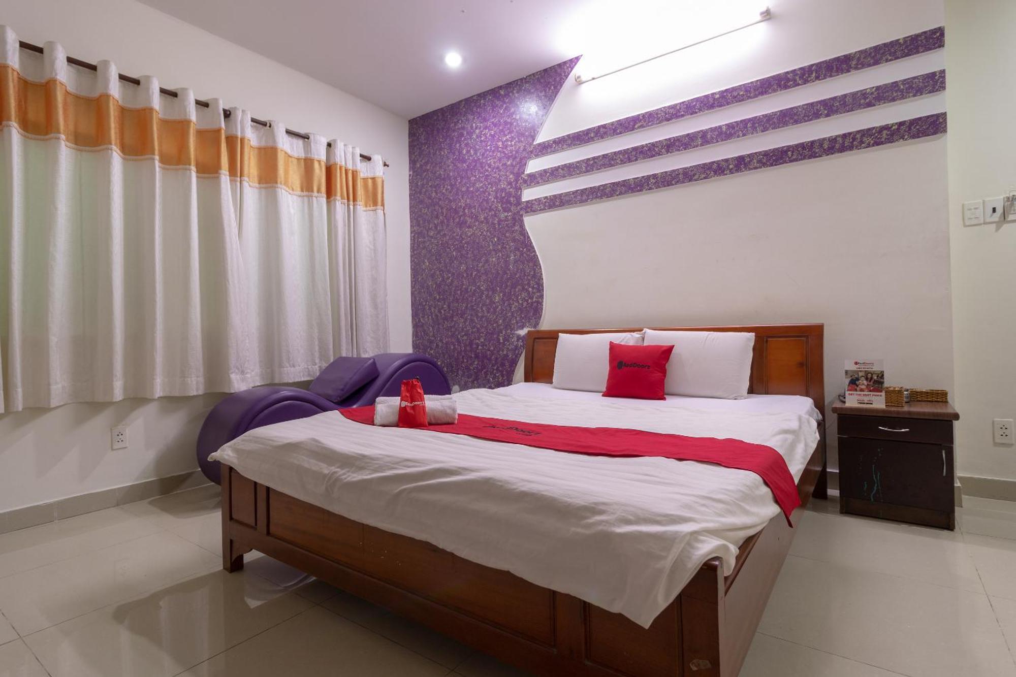 Reddoorz Near Tan Huong Market 2 Ho Chi Minh City Exterior photo